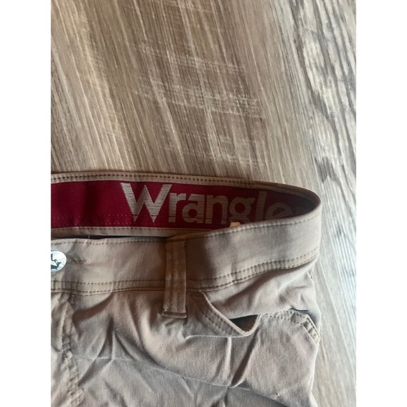 Wrangler Men's Tan Cargo Pants Size 36x30 Zip Pockets Outdoor Casual - Picture 1 of 6